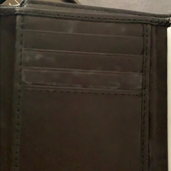 Men’s Relic Wallet - Picture 5 of 10